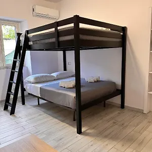 https://airport-al-volo-bb.taorminaitalyhotels.com