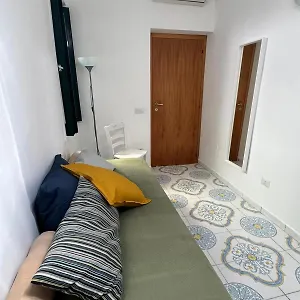 https://il-vicoletto-campania.hotels-amalfi.com